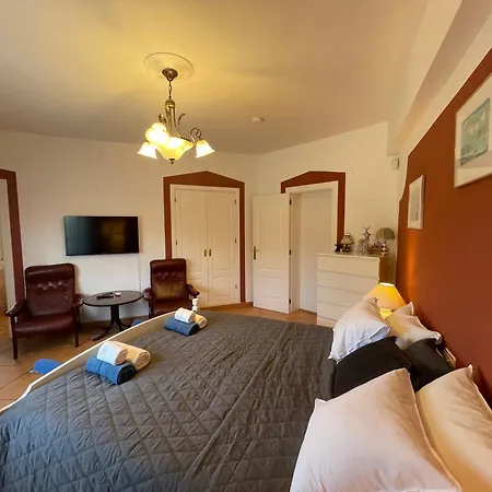 Bed & Breakfast Anna's Garden 3*